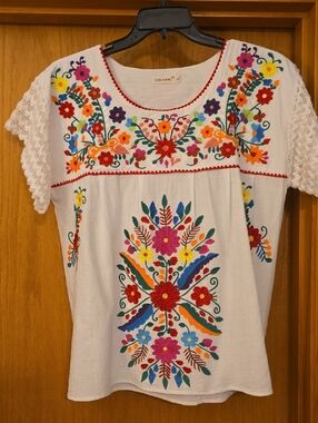 White Embroidered Floral Peasant Top